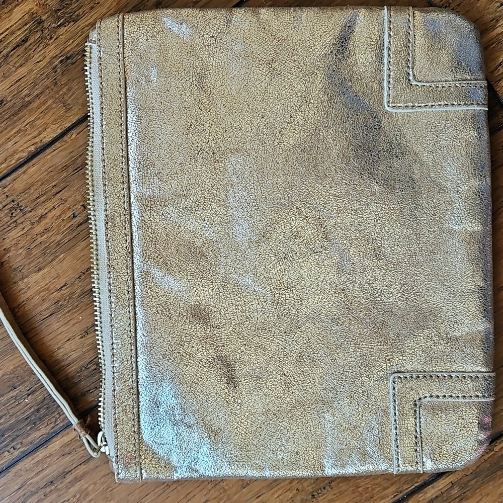Gold Wristlet Clutch - Picture 3 of 3